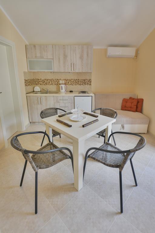 Apartmani Raskovic *